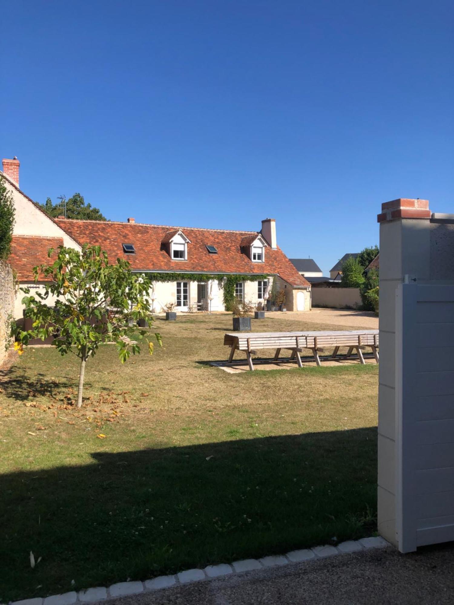 Domaine De Praline Praline Bed & Breakfast Villerbon Eksteriør bilde