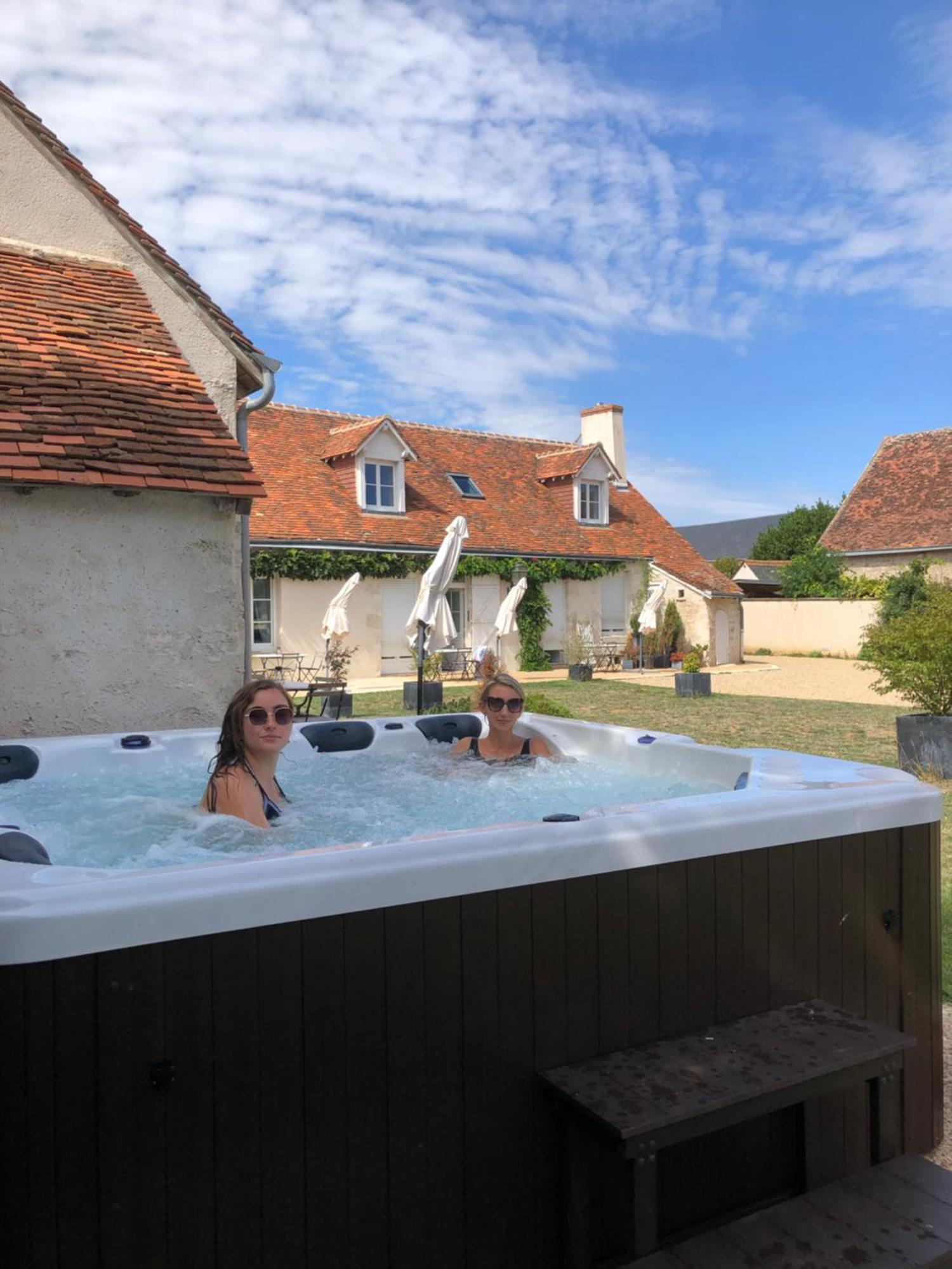 Domaine De Praline Praline Bed & Breakfast Villerbon Eksteriør bilde